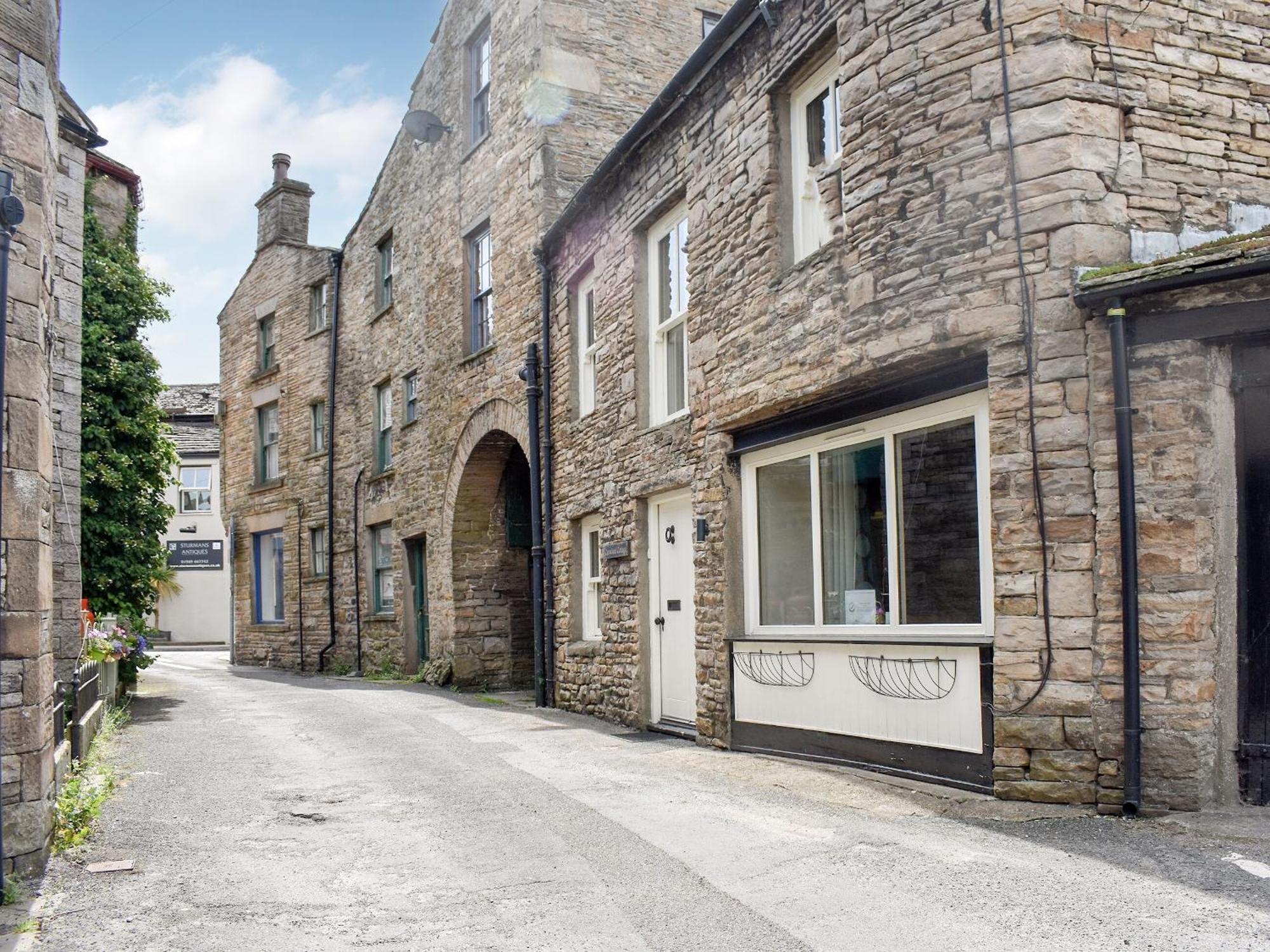 Cartwheel Cottage Hawes Exterior photo
